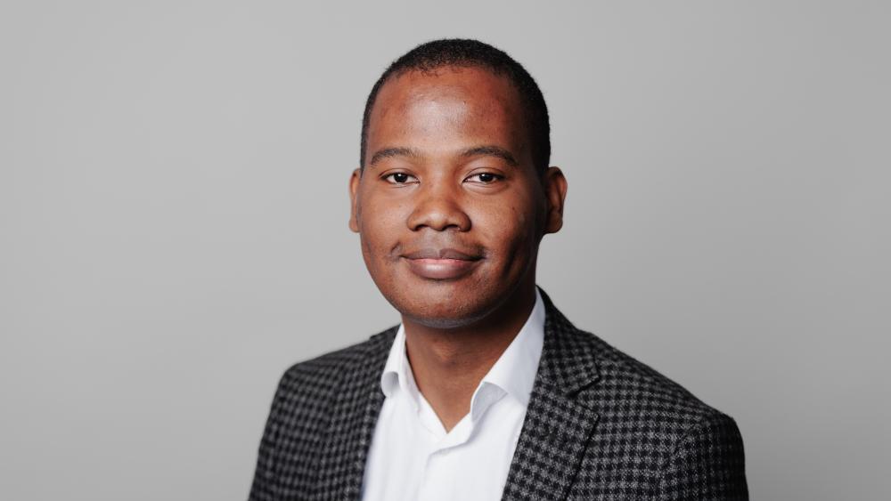 Dr Arnaud Persenda Headshot (c) Mike Skelton.jpg