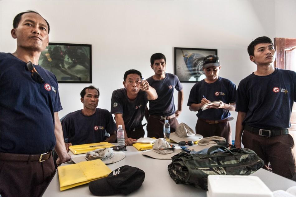 ‘Cambodia’s UXO salvage divers (3)’, Photographed by Charles Fox, Cambodia, ca. 2005-2012