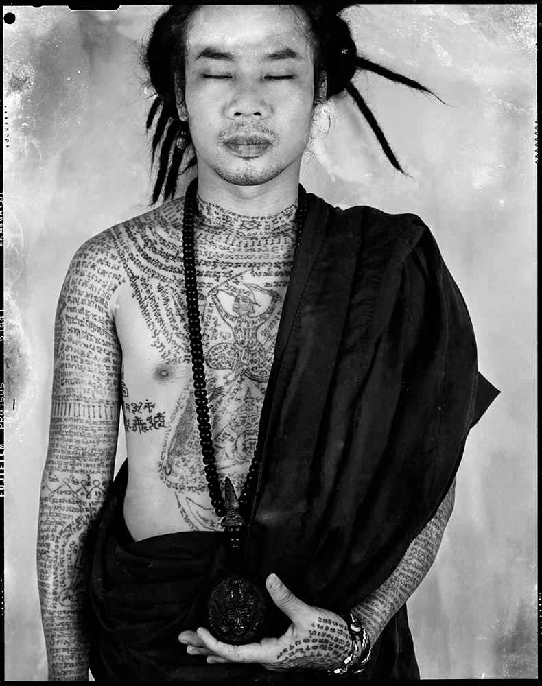 Ajarn Thoy Dabos – Tattoo Master, Cedric Arnold, Thailand