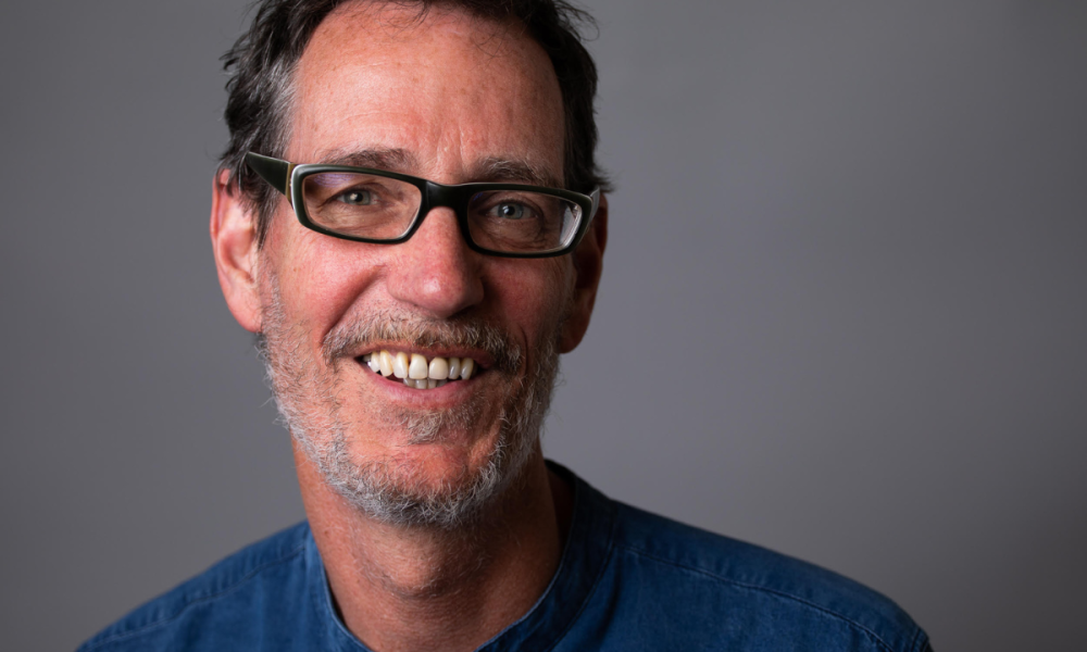 Headshot of Caspar Melville