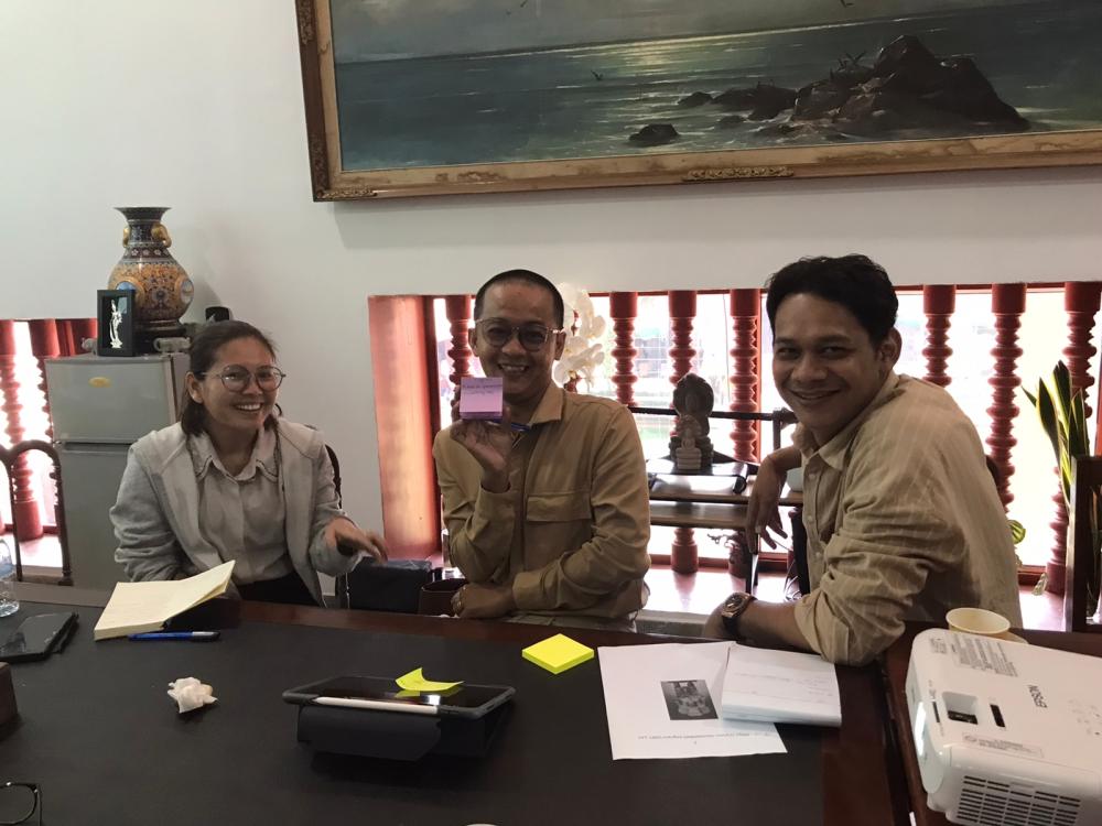 Discussing arguments for and against restitution