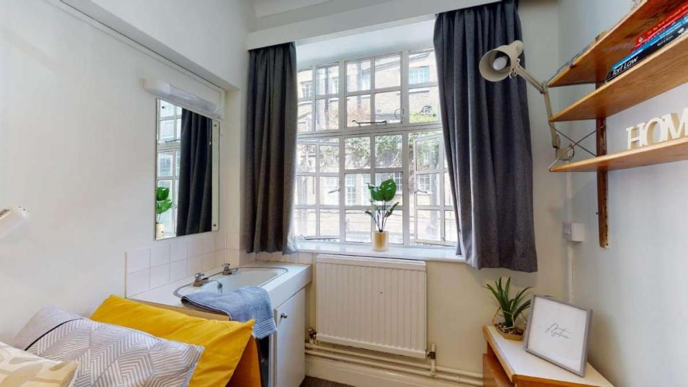 Nutford House single shared annex 3