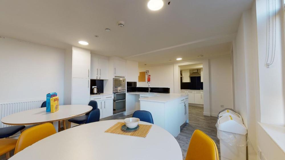 Garden-Halls-Shared-Kitchen-In-HTP