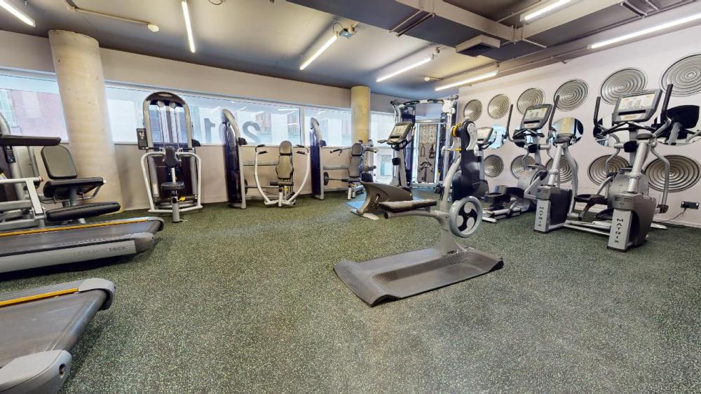 iQ-Student-Accommodation-Highbury-Amenities-Gym 1.jpg