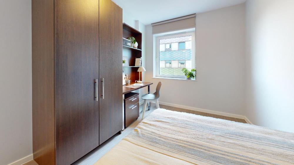 iQ-Student-Accommodation-Highbury-Bedrooms-Bedroom(4).jpg