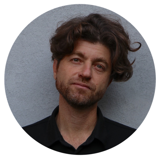 Ross Perlin headshot circle