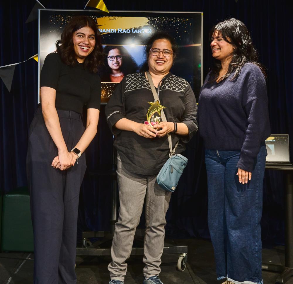 Dr Anandi Rao with award