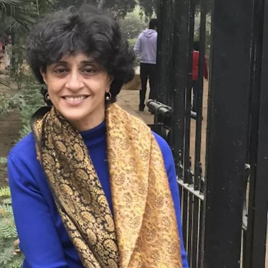 photo portrait of Professor Malavika Kasturi