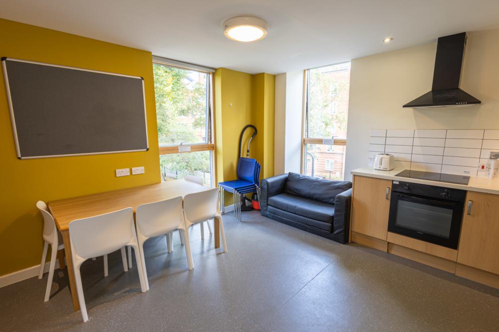 Cordwainers Court D Block Kitchen 2