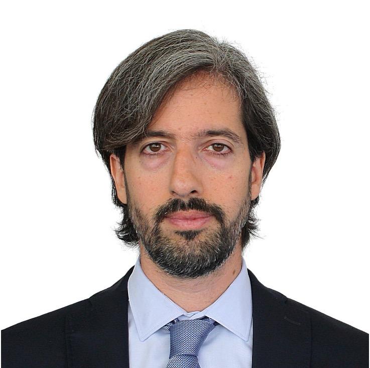 Headshot of Alejandro Lavopa