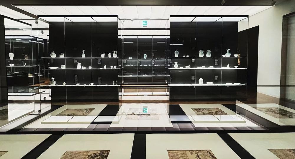 A display at the Rietberg Museum.